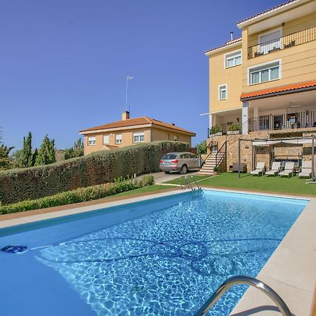 Chalet Con Piscina En Montesilvano Exterior foto